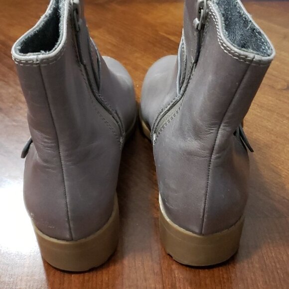 𝅺Cole Haan "Huntley" Leather Grey Office Designer Waterproof Booties - Women's - Picture 6 of 10